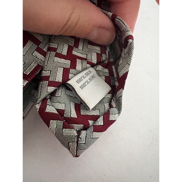Thom Browne Men's 100% Silk Geometric Burgundy Gray Pointed Tie Classic One Size - Picture 6 of 7